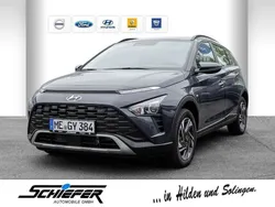 Grau Gebraucht 2024 Hyundai Bayon Trend SUV | 22.490 € (Fairer Preis)