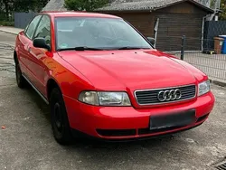 Rot Gebraucht 1996 Audi A4 Limousine | 900 € (Fairer Preis)
