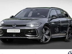Diabasgrau metallic Gebraucht 2025 VW Passat R-line Kombi | 48.470 €