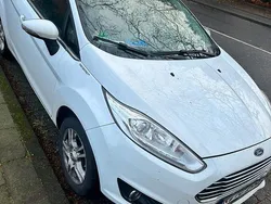 Weiß Gebraucht 2017 Ford Fiesta S Kleinwagen | 11.000 € (Fairer Preis)