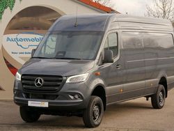Tenoritgrau metallic Gebraucht 2024 Mercedes Sprinter Van | 69.980 € (Fairer Preis)