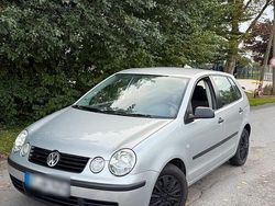 Grau Gebraucht 2002 VW Polo Kleinwagen | 1.199 € (Guter Preis)