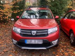 Rot Gebraucht 2016 Dacia Sandero Stepway Kleinwagen | 4.500 € (Guter Preis)