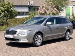 Beige Gebraucht 2010 Skoda Superb Elegance Kombi | 4.400 € (Guter Preis)