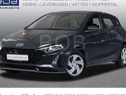 Grau Gebraucht 2025 Hyundai i20 Select Limousine | 18.390 € (Guter Preis)