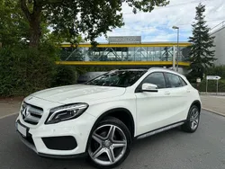 Weiß Gebraucht 2015 Mercedes GLA180 AMG line SUV | 16.300 € (Fairer Preis)