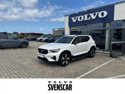 Weiss Gebraucht 2022 Volvo XC40 Plus SUV | 34.490 € (Fairer Preis)