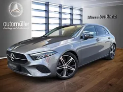 Grau Gebraucht 2024 Mercedes A180 Night Limousine | 29.980 € (Fairer Preis)