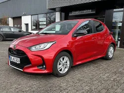 Formal red Gebraucht 2024 Mazda 2 Comfort Kleinwagen | 19.990 € (Guter Preis)