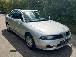 Silber Gebraucht 2003 Mitsubishi Carisma Limousine | 2.090 €