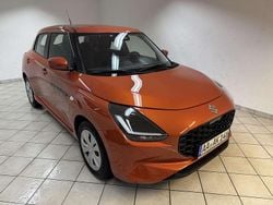 Orange Gebraucht 2025 Suzuki Swift Club Limousine | 17.450 € (Guter Preis)