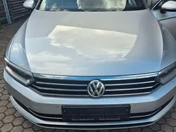 Silber Gebraucht 2019 VW Passat Kombi | 11.700 € (Guter Preis)