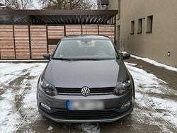 Grau Gebraucht 2016 VW Polo Trendline Kleinwagen | 7.250 € (Fairer Preis)