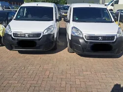 Weiß Gebraucht 2018 Peugeot Partner Van / Kleinbus | 13.000 €