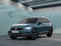 Blau Gebraucht 2024 VW Tiguan Move SUV | 39.780 € (Fairer Preis)
