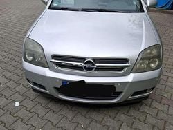 Silber Gebraucht 2004 Opel Vectra Kombi | 1.300 € (Fairer Preis)