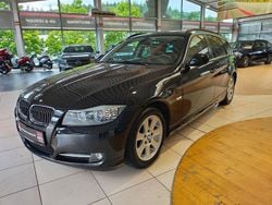Schwarz Gebraucht 2011 BMW 320 Comfort Edition Kombi | 7.999 € (Etwas zu teuer)