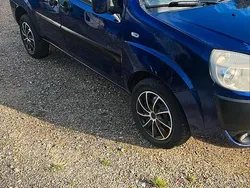 Blau Gebraucht 2008 Fiat Doblò Van / Kleinbus | 2.500 € (Fairer Preis)