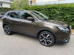 Braun Gebraucht 2014 Nissan Qashqai Tekna SUV | 12.500 € (Fairer Preis)