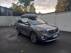 Grau Gebraucht 2016 Kia Sorento SUV | 16.000 € (Guter Preis)