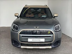 Grün Gebraucht 2024 Mini Countryman SUV | 42.890 €