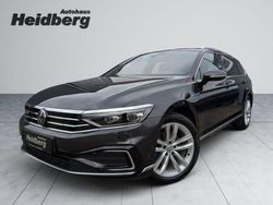 Grau Gebraucht 2020 VW Passat GTE Kombi | 24.970 € (Teuer)