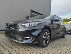 Schwarz Neu 2025 Kia Ceed Limousine | 23.135 € (Guter Preis)