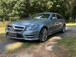 Grau Gebraucht 2013 Mercedes CLS350 Shooting Brake AMG Kombi | 12.900 € (Etwas zu teuer)
