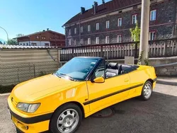 Gelb Gebraucht 1996 Peugeot 306 Cabriolet Cabrio | 11.000 €