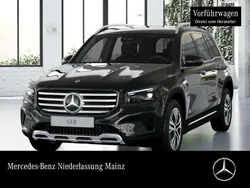 Nachtschwarz Gebraucht 2024 Mercedes GLB200 Progressive SUV | 44.390 € (Etwas zu teuer)
