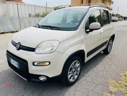 Weiß Gebraucht 2014 Fiat Panda 4x4 Wild Kleinwagen | 4.800 € (Guter Preis)