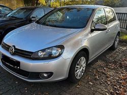 Silber Gebraucht 2012 VW Golf VI Style Limousine | 4.999 € (Guter Preis)