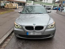 Grau Gebraucht 2005 BMW 530 Kombi | 3.950 € (Fairer Preis)