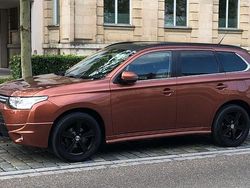 Braun Gebraucht 2013 Mitsubishi Outlander Instyle SUV | 7.200 € (Superpreis)