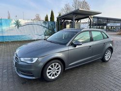 Grau Gebraucht 2015 Audi A3 Attraction Limousine | 13.500 € (Fairer Preis)
