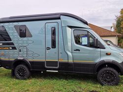 Quellblau Gebraucht 2023 Hymer Venture S Van | 198.990 €