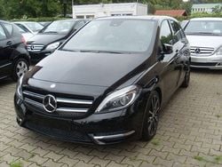 Schwarz metallic Gebraucht 2014 Mercedes B220 Van / Kleinbus | 15.990 € (Guter Preis)