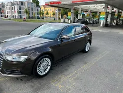 Braun Gebraucht 2013 Audi A4 Kombi | 9.500 € (Fairer Preis)
