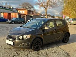 Schwarz Gebraucht 2013 Chevrolet Aveo Kleinwagen | 2.000 € (Superpreis)
