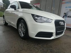 Weiß Gebraucht 2013 Audi A1 Attraction Kleinwagen | 9.880 € (Fairer Preis)