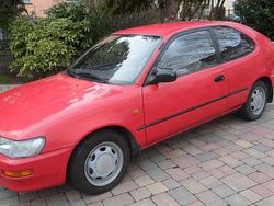 Rot Gebraucht 1995 Toyota Corolla Limousine | 1.500 €