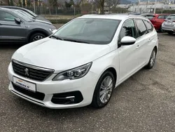 Lack weiss perlglänzend Gebraucht 2017 Peugeot 308 Allure Kombi | 7.735 € (Fairer Preis)
