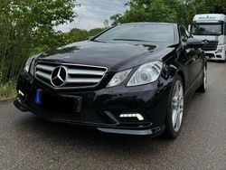 Schwarz Gebraucht 2009 Mercedes E250 AMG Coupé | 10.499 € (Guter Preis)