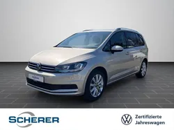 Ivory silver metallic Gebraucht 2024 VW Touran Move Van / Kleinbus | 34.900 € (Guter Preis)