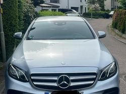Silber Gebraucht 2016 Mercedes E220 AMG line Limousine | 18.500 € (Etwas zu teuer)