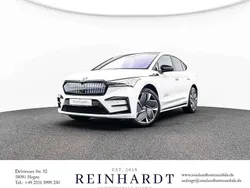 Moonweiss metallic Gebraucht 2023 Skoda Enyaq iV RS SUV | 39.905 € (Fairer Preis)
