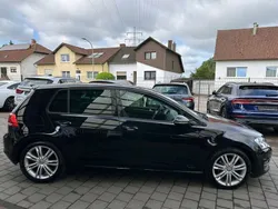Schwarz Gebraucht 2013 VW Golf VII Highline Limousine | 11.900 € (Etwas zu teuer)
