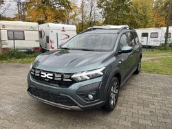 Zedergrün Neu 2025 Dacia Jogger Expression Van / Kleinbus | 22.570 € (Fairer Preis)