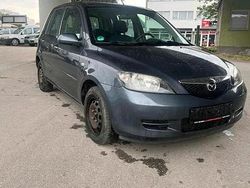 Grau Gebraucht 2004 Mazda 2 Kleinwagen | 1.399 € (Guter Preis)