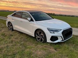 Weiß Gebraucht 2020 Audi A3 S-Line Limousine | 28.800 € (Teuer)